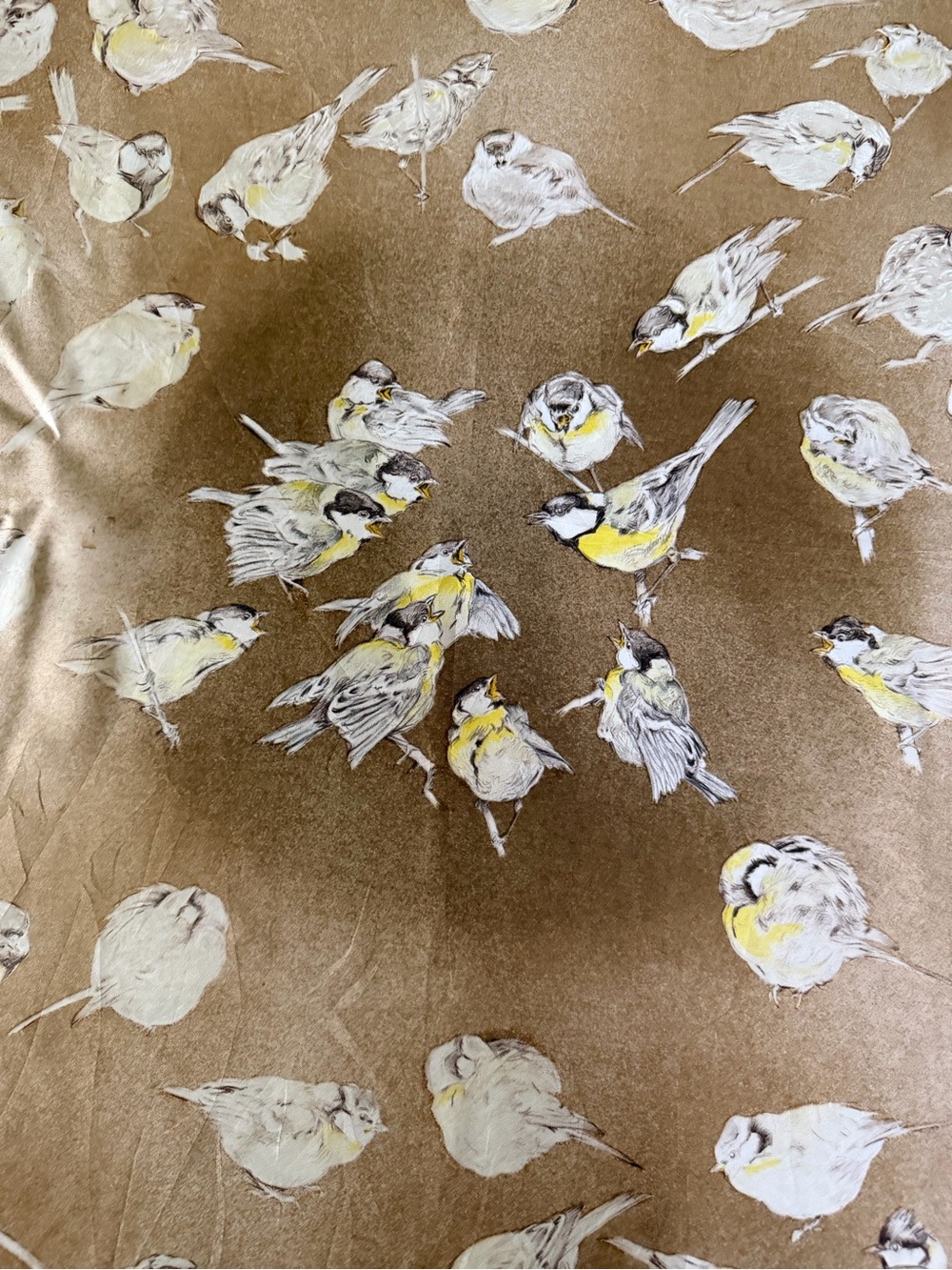 Hermes Les Mesanges silk scarf. - Picture 2 of 15
